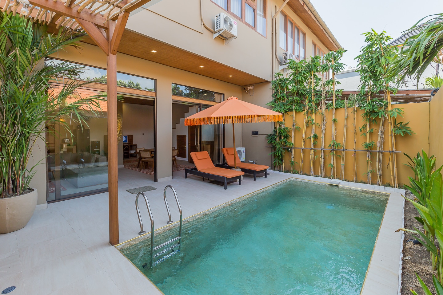 2 bedrooms brand new villa in Central Seminyak