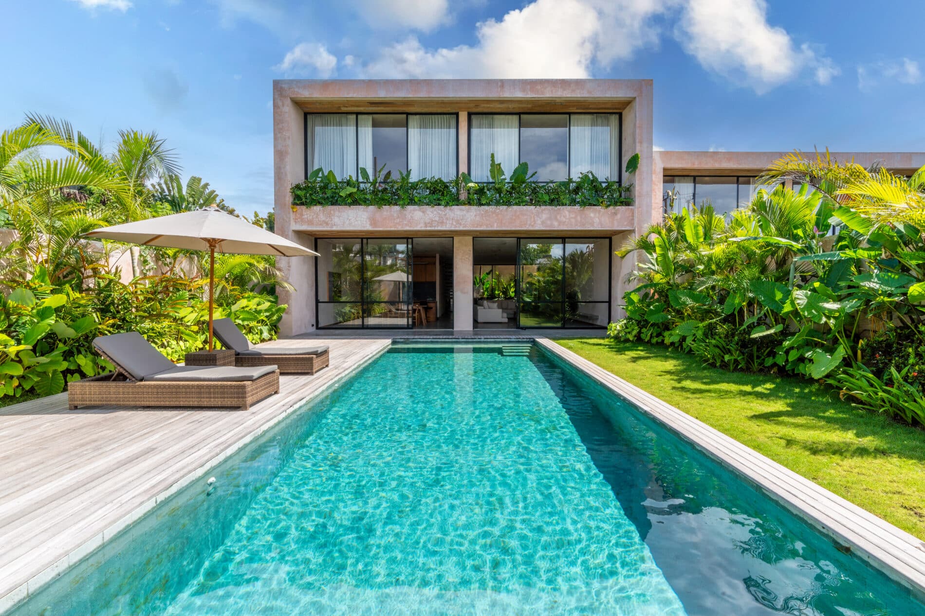 4 bedrooms villa brand new in North Canggu