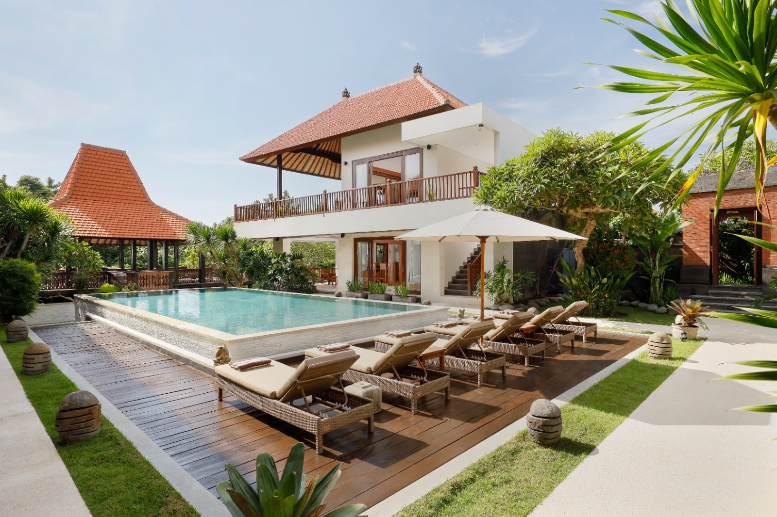 Huge villa in Canggu for leasehold