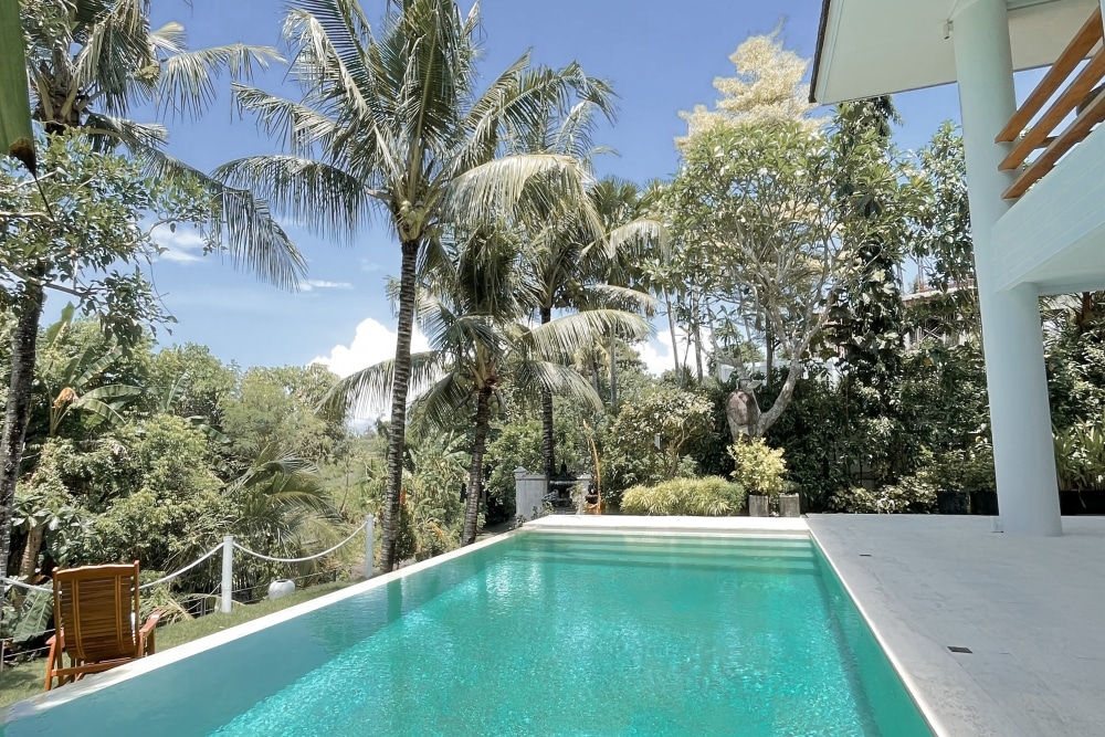 Beautiful Peaceful River Frontage Villa, Minutes Away from Pererenan Beach – Bali