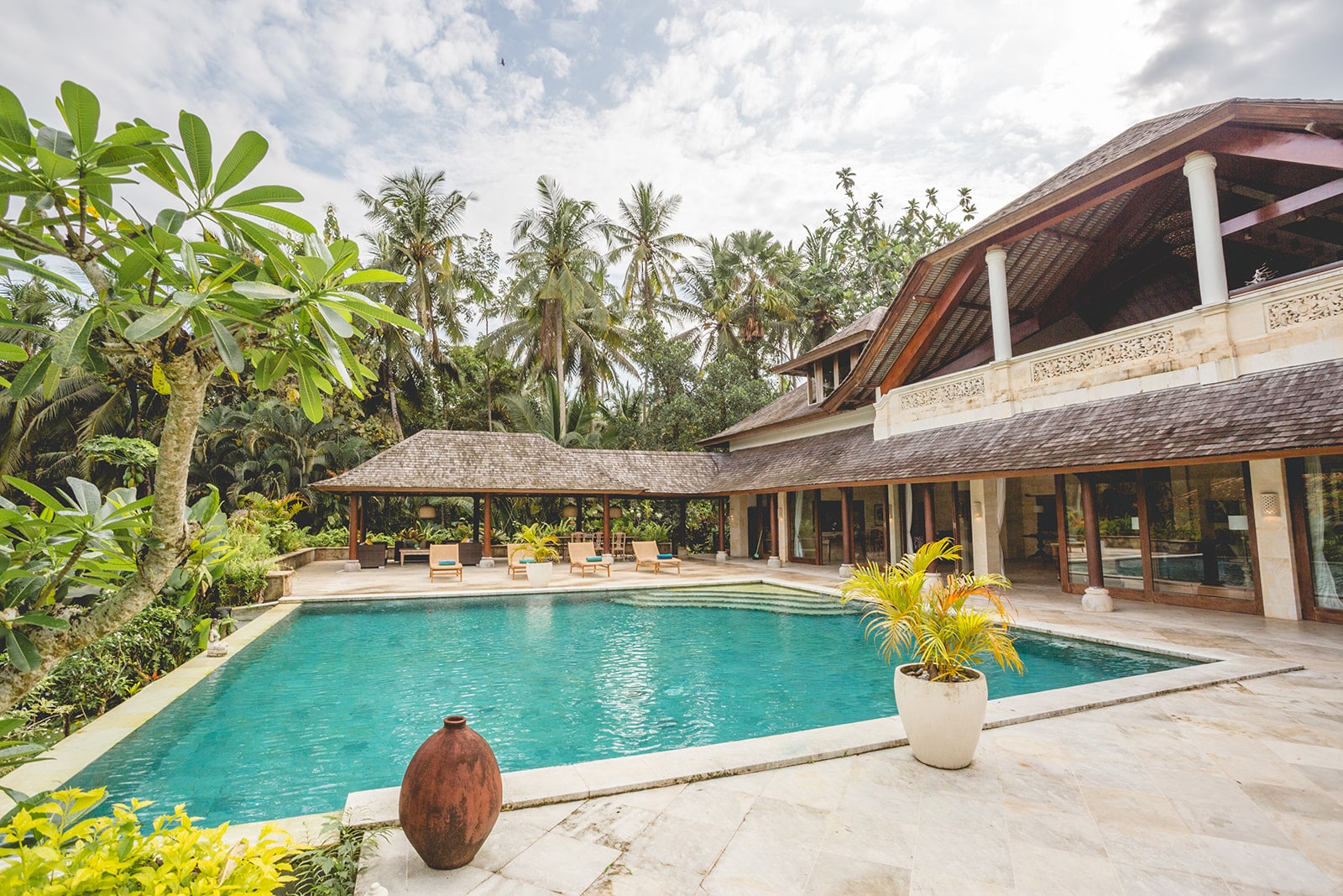 Spacious Jungle Retreat Villa